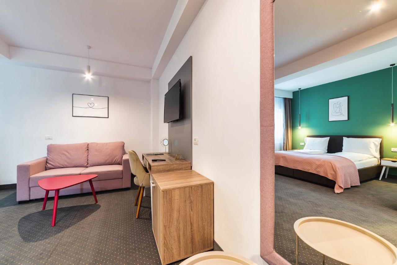 Saga Rooms Victoria  Eksteriør bilde