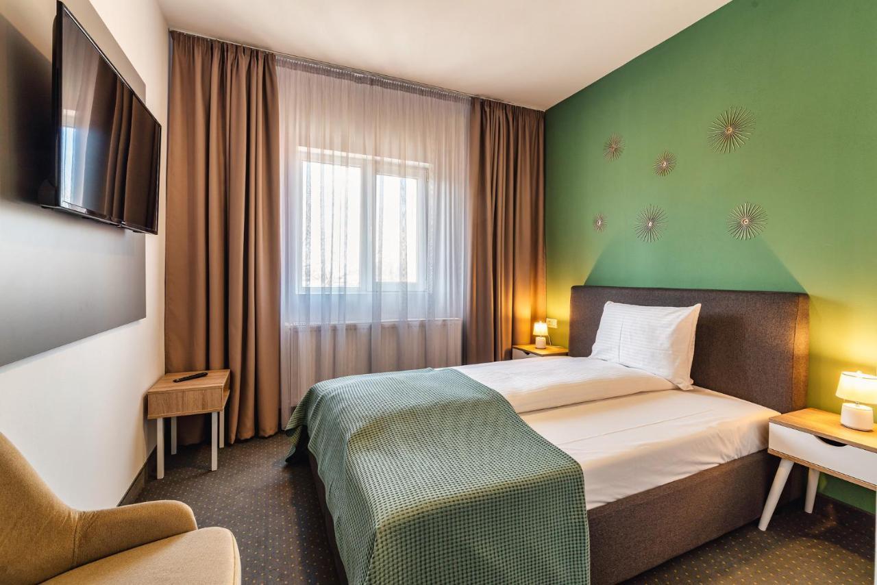 Saga Rooms Victoria  Eksteriør bilde