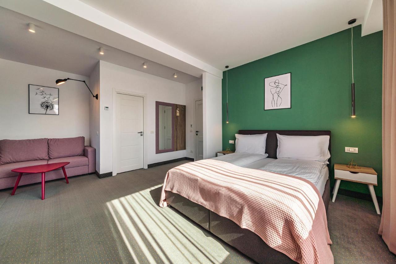 Saga Rooms Victoria  Eksteriør bilde